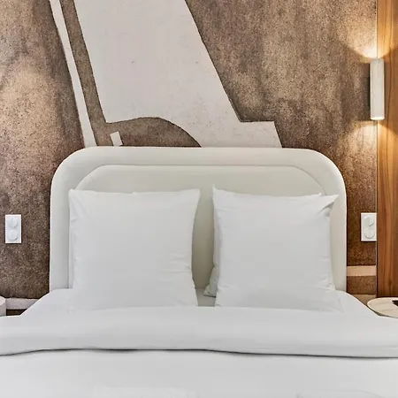 New 6 People - Saint Germain Notre-dame#ac Parigi